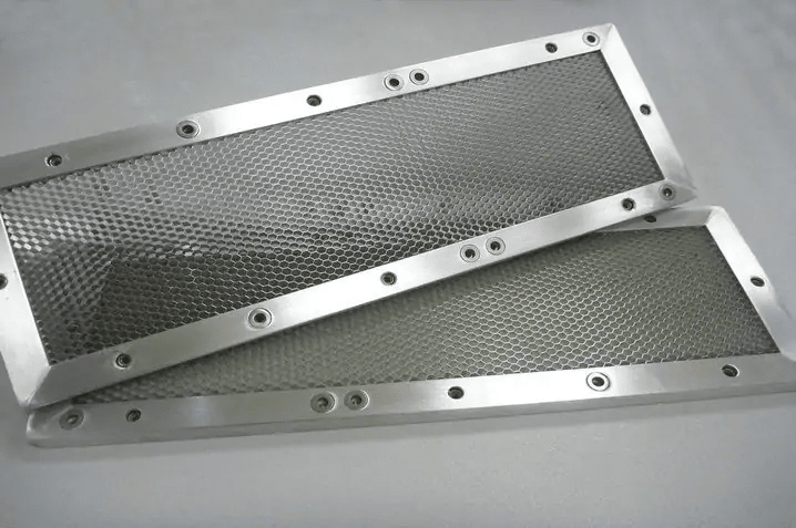 Shielding honeycomb vent panel